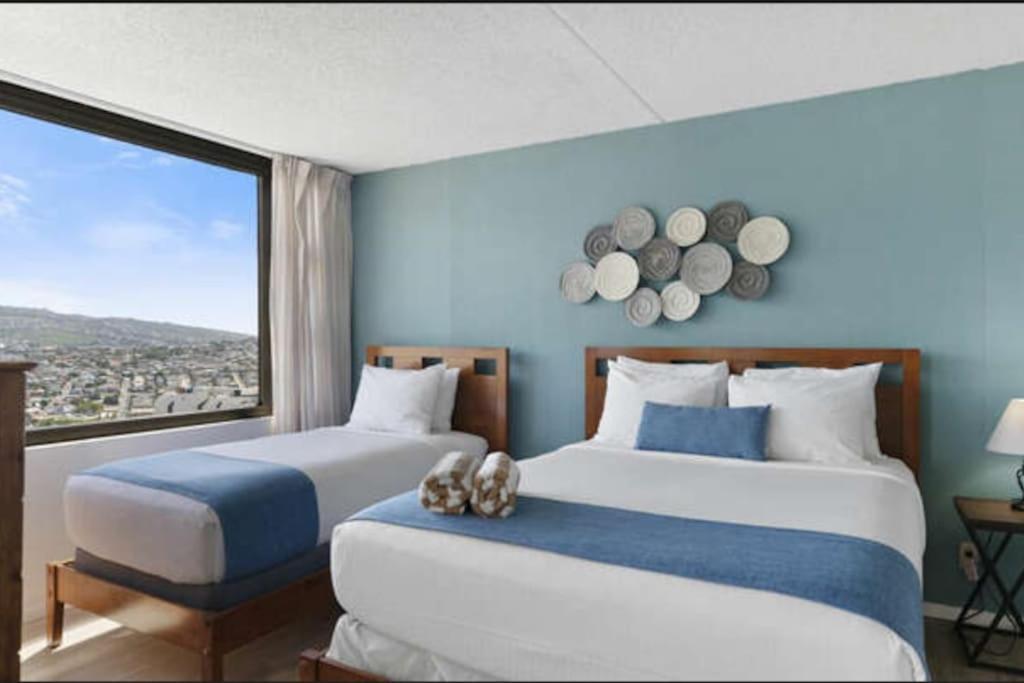 Views! Mountains, Canal, And City! Apartamento *